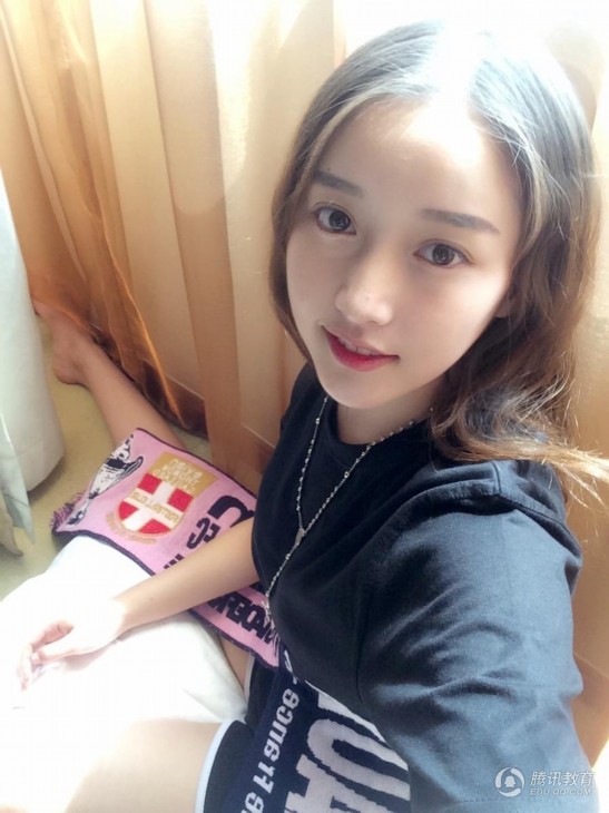 中戲校花被贊女版哈利波特 網(wǎng)絡爆紅