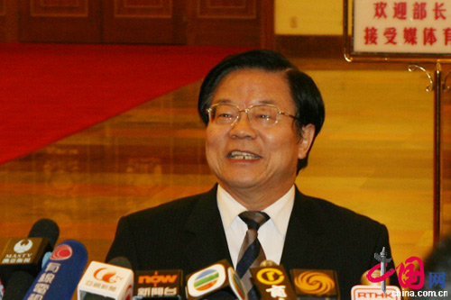 新任文化部長(zhǎng)蔡武回答記者提問(wèn) 新任文化部長(zhǎng)蔡武回答記者提問(wèn)